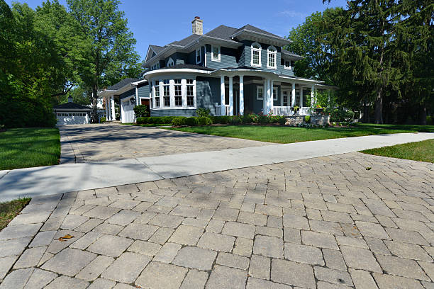 Best Residential Driveway Paver Services  in Groveland, FL